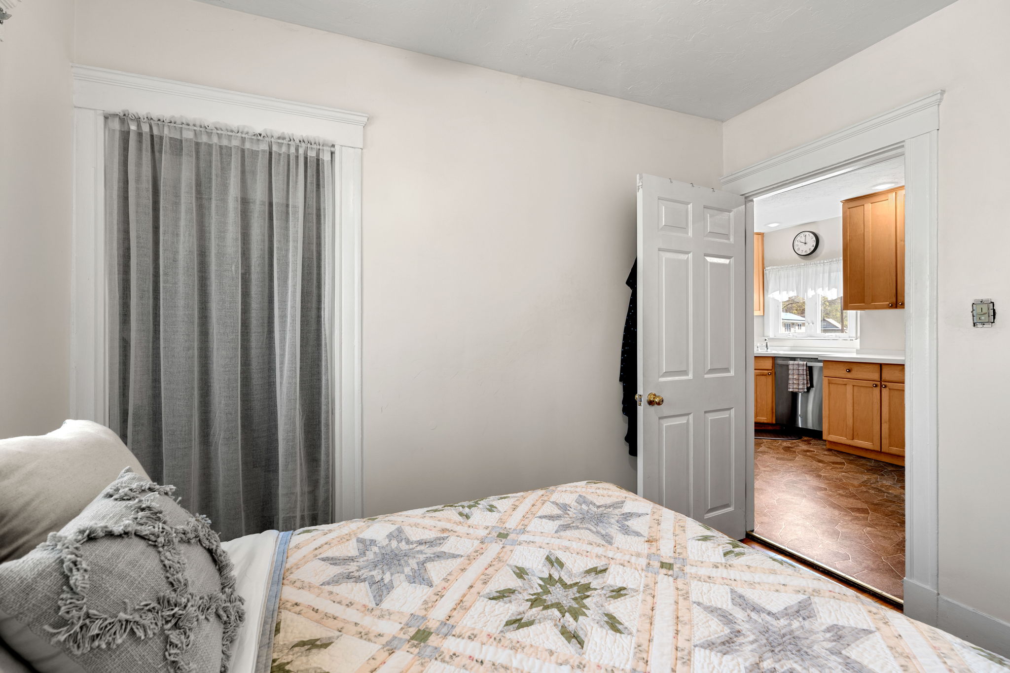 12 Lake Ave, Saugus, MA 01906, USA Photo 42