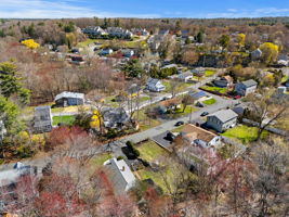 12 Lake Ave, Saugus, MA 01906, USA Photo 7