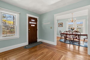 12 Lake Ave, Saugus, MA 01906, USA Photo 13