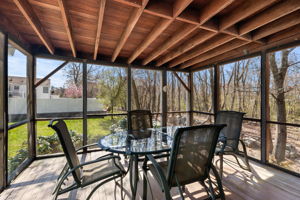 12 Lake Ave, Saugus, MA 01906, USA Photo 32