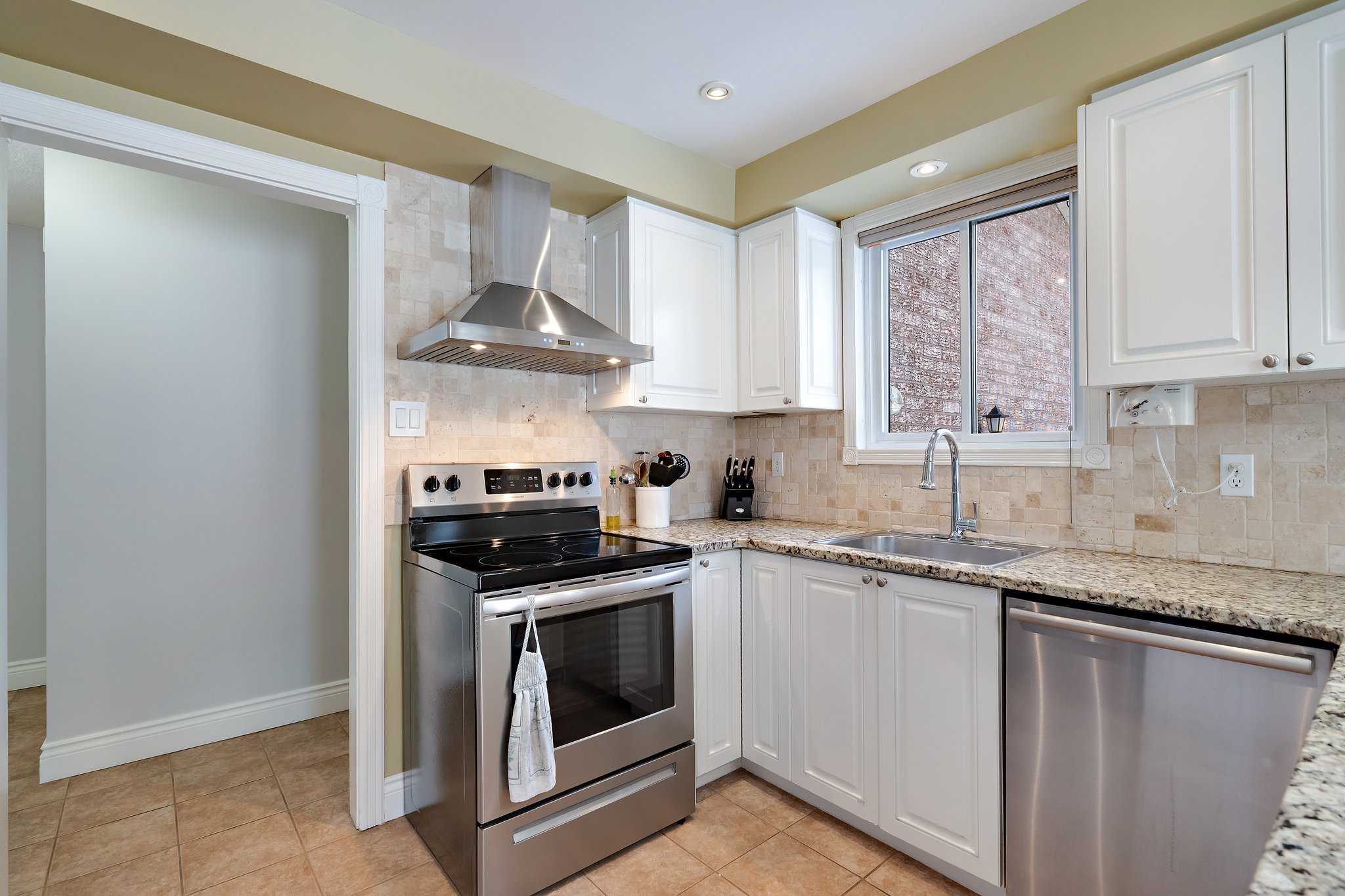 12 Lion's Park Ave, Erin, ON N0B 1T0, CA Photo 16