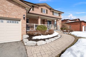 12 Lion's Park Ave, Erin, ON N0B 1T0, CA Photo 1