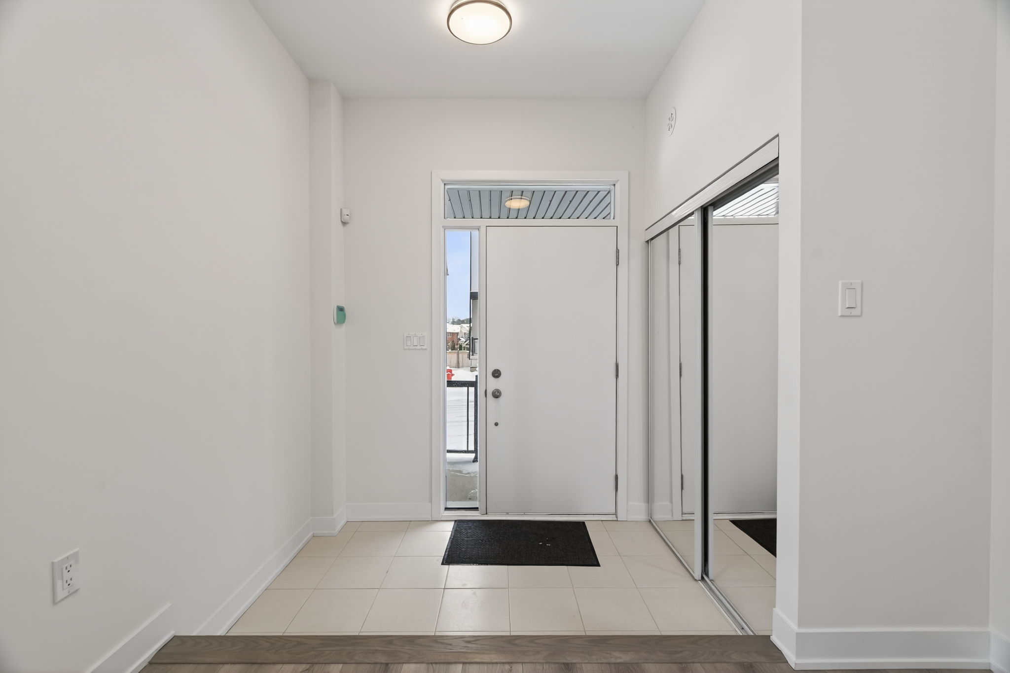 12 Lively Wy Whitby, ON L1R 0S3