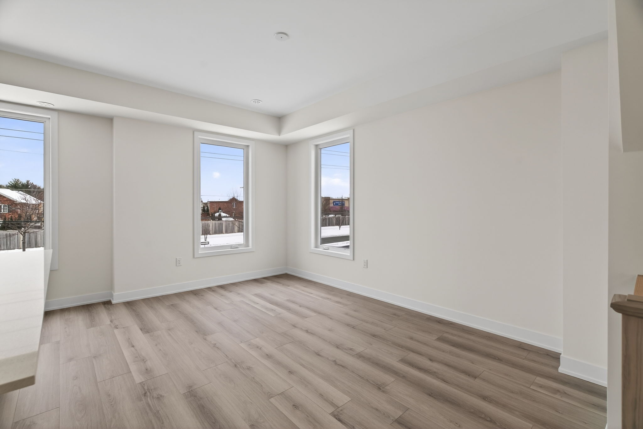 12 Lively Wy Whitby, ON L1R 0S3