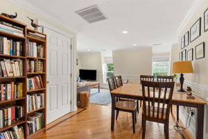 12 Maple Ave unit 3, Andover, MA 01810, USA Photo 7