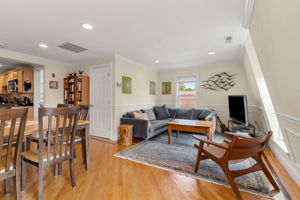 12 Maple Ave unit 3, Andover, MA 01810, USA Photo 5