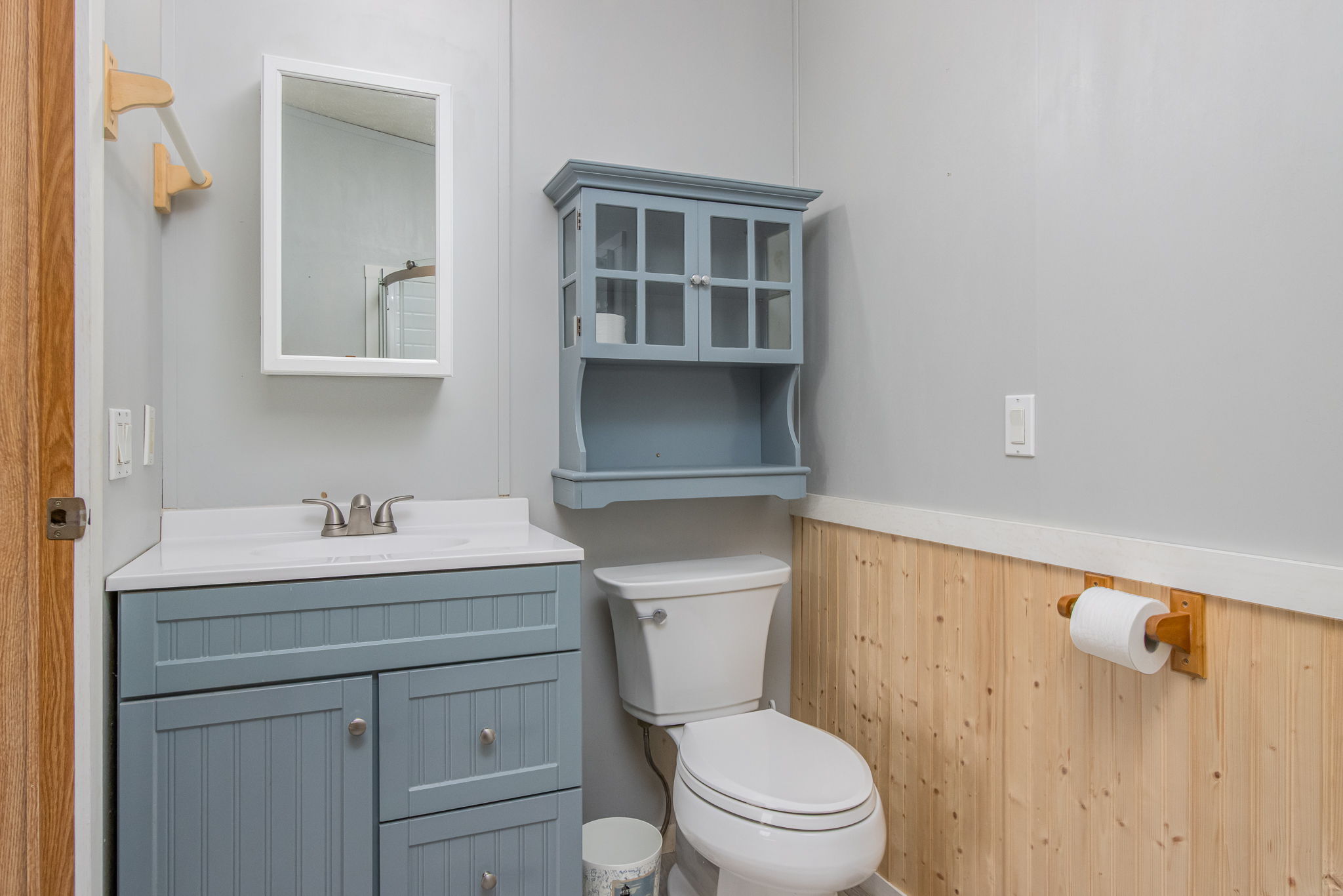 BedroomPrimaryBath-4