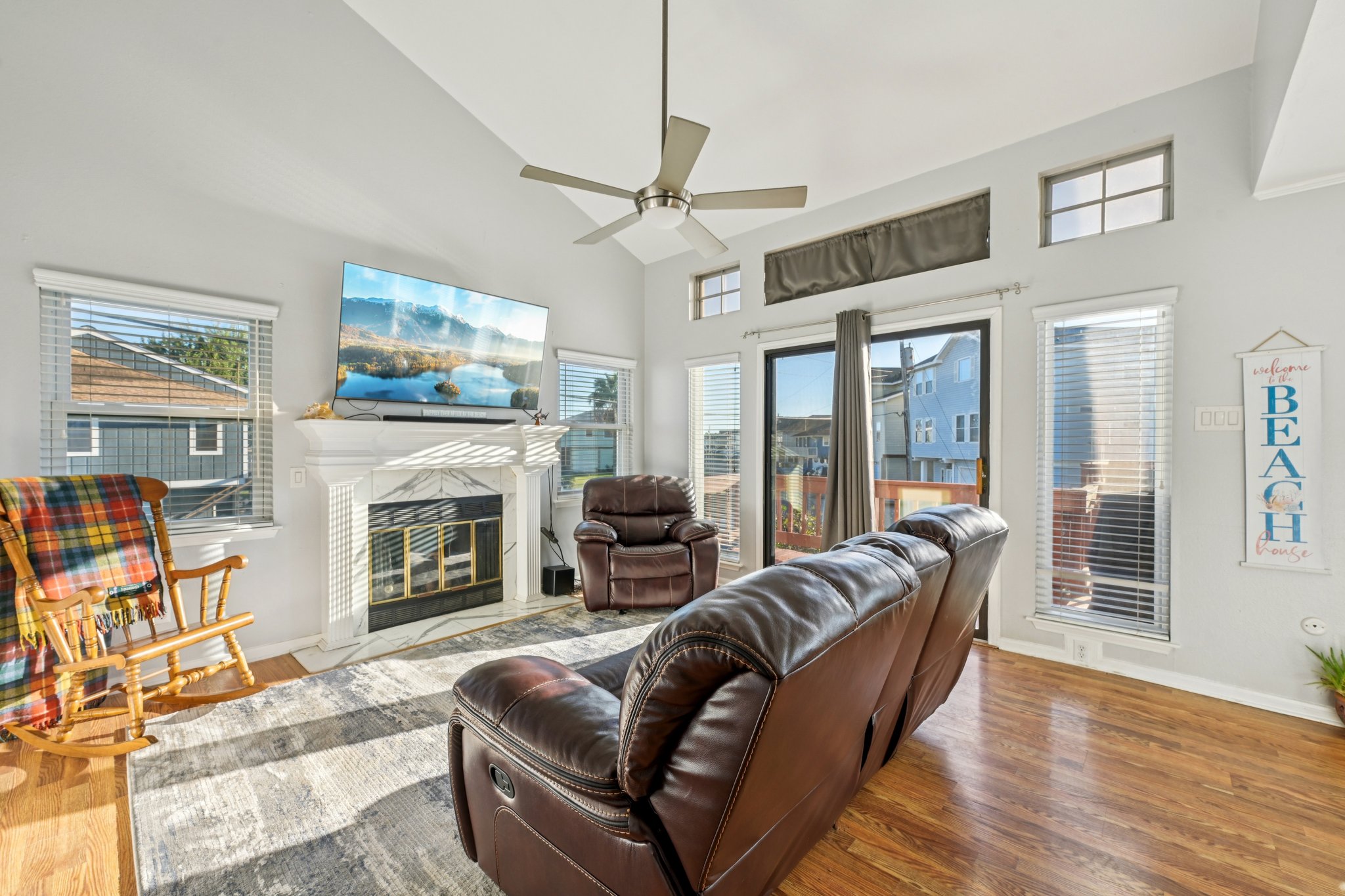 N Omega Dr-S0611-010.jpg