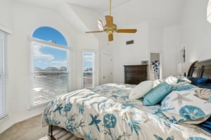 N Omega Dr-S0611-025.jpg