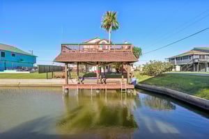 N Omega Dr-S0611-041.jpg