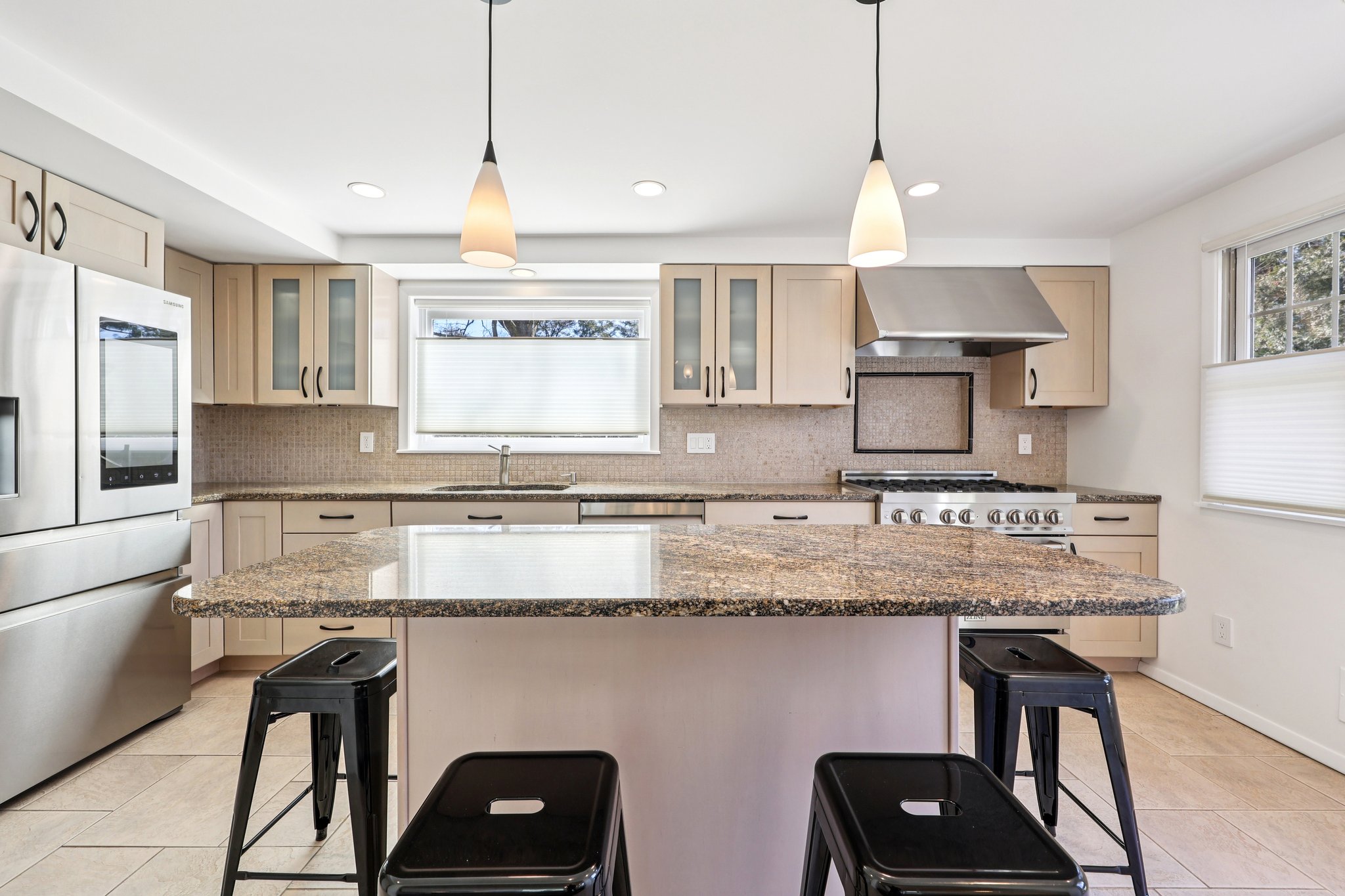 Old Oak Rd-S1803-025.jpg