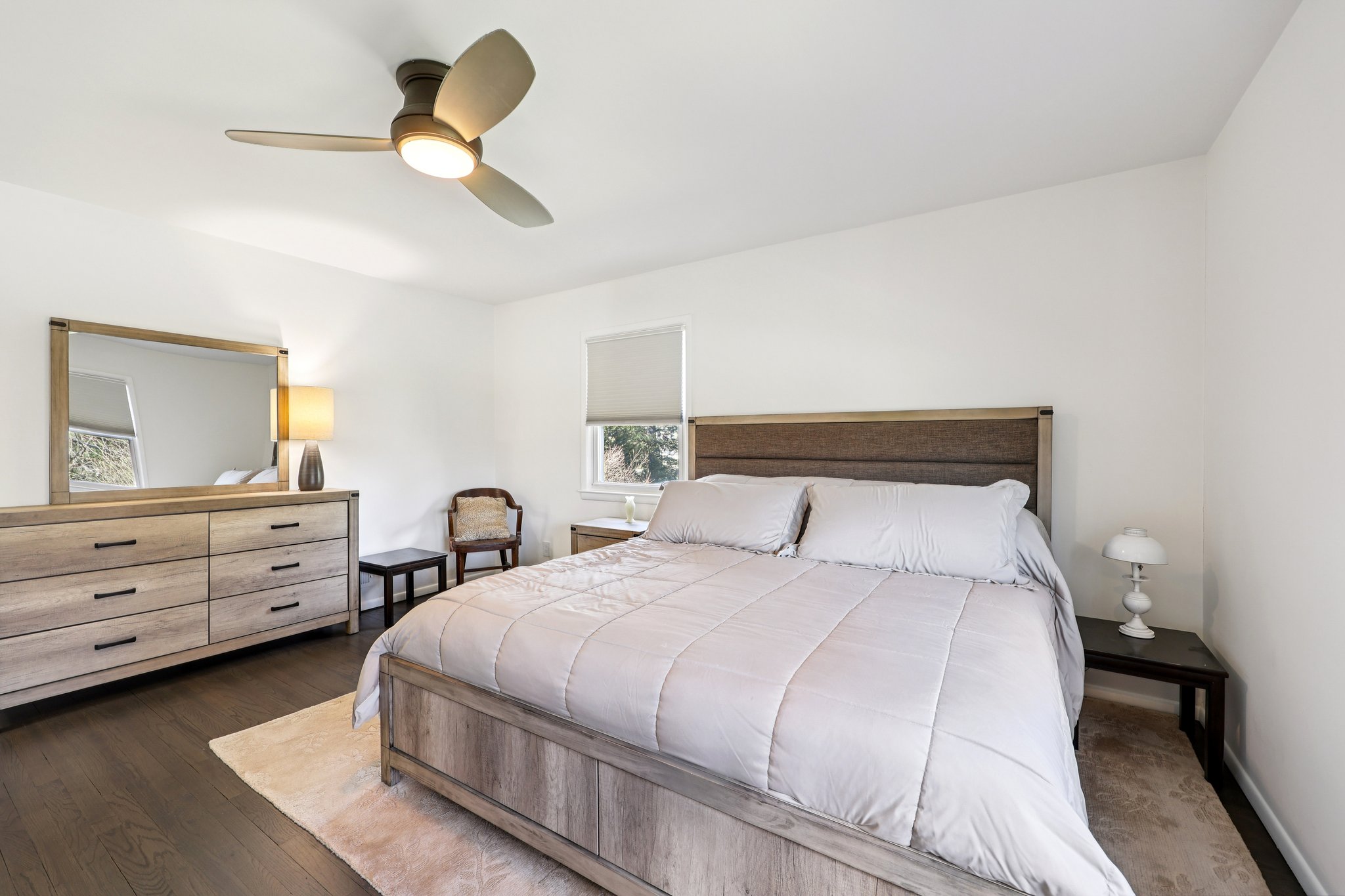 Old Oak Rd-S1803-049.jpg