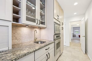 Old Oak Rd-S1803-028.jpg