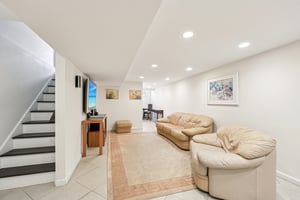 Old Oak Rd-S1803-055.jpg