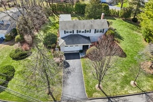 Old Oak Rd-S1903-008.jpg