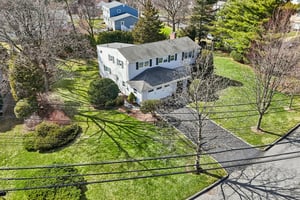 Old Oak Rd-S1903-009.jpg