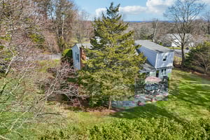 Old Oak Rd-S1903-014.jpg