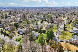 Old Oak Rd-S1903-017.jpg