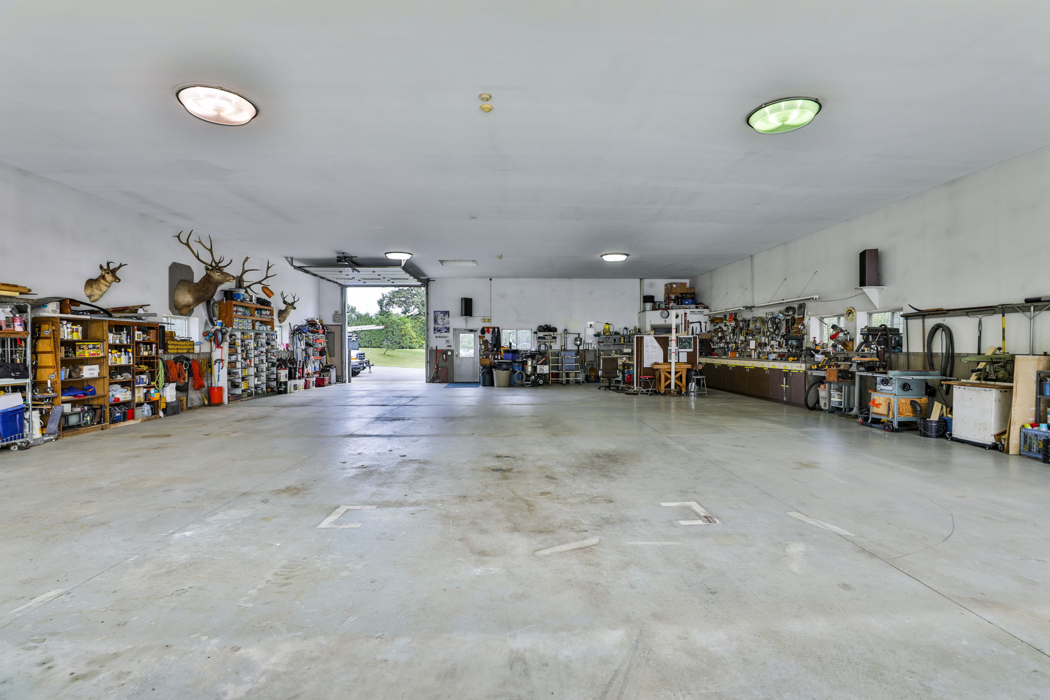 12 Pigeon Hill Rd, Brookline, NH 03033 Nashua Video Tours