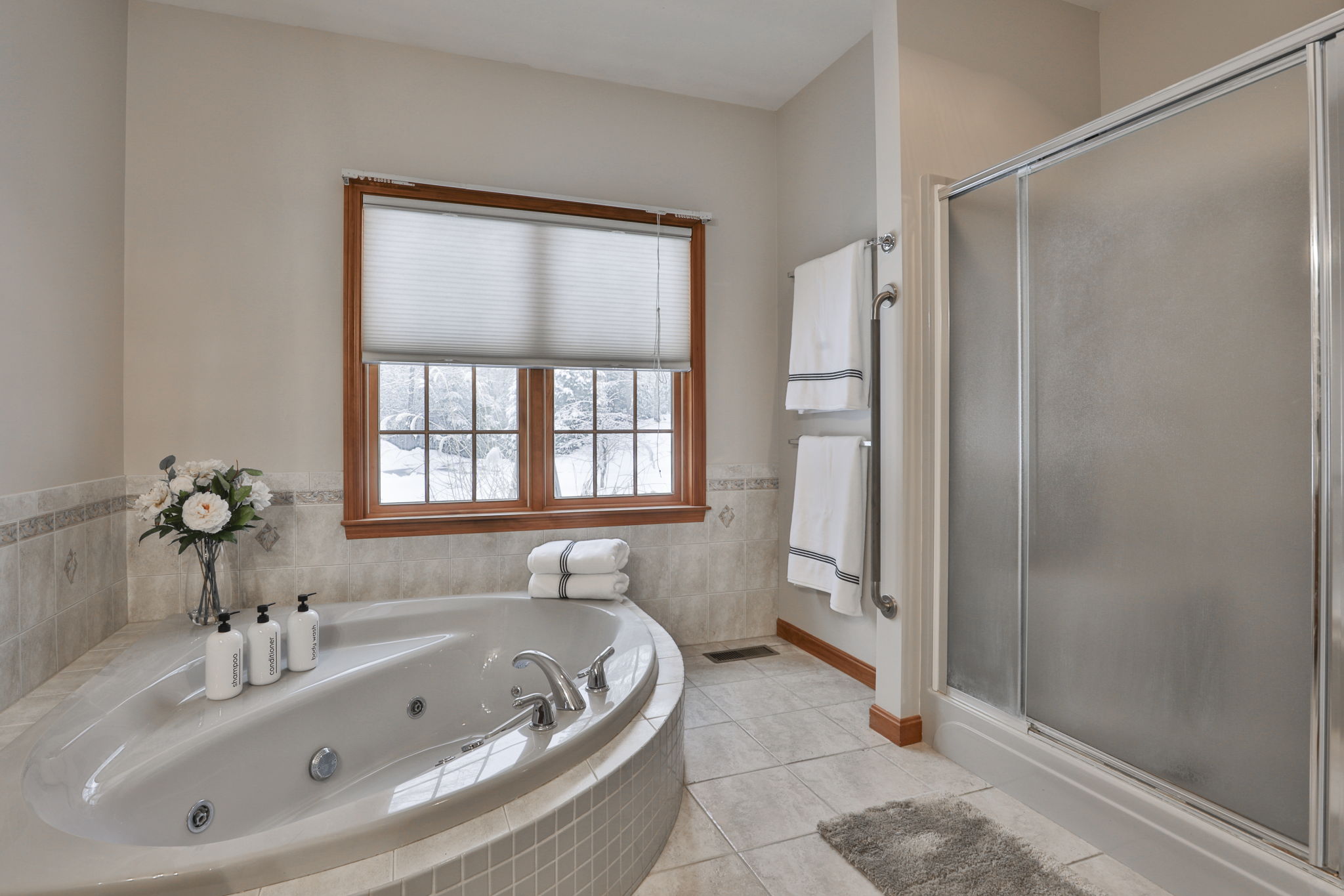 12 Pigeon Hill Rd, Brookline, NH 03033 Nashua Video Tours