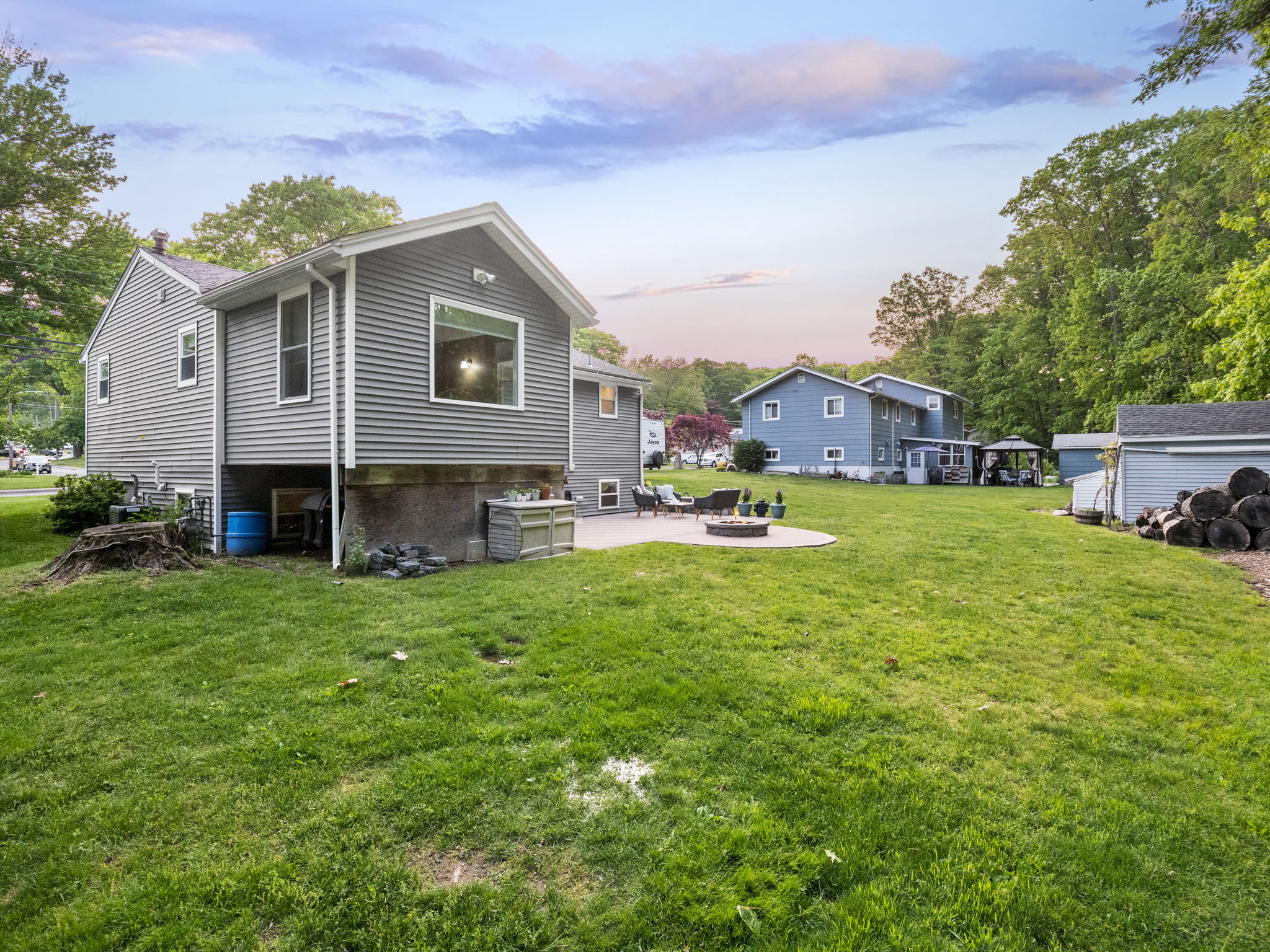 12 Princeton Dr Milford MA-50