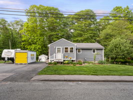 12 Princeton Dr Milford MA-47