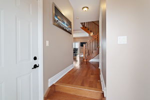  12 Richelieu Ct, Caledon, ON L7E 2M3, US Photo 7