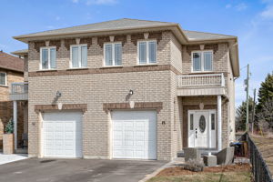  12 Richelieu Ct, Caledon, ON L7E 2M3, US Photo 0