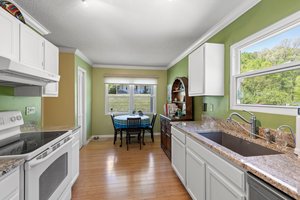 12 Rocking Porch Rd, Asheville, NC 28805, USA Photo 8