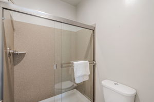  Photo 38