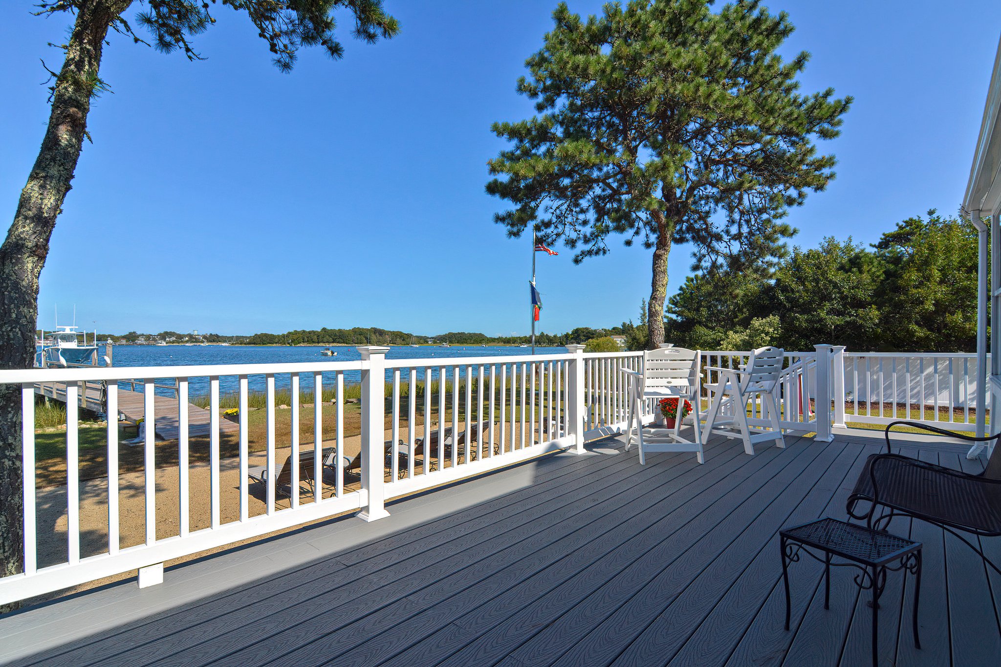 Guest House Deck