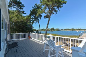 Guest House Deck