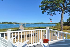 Guest House Deck