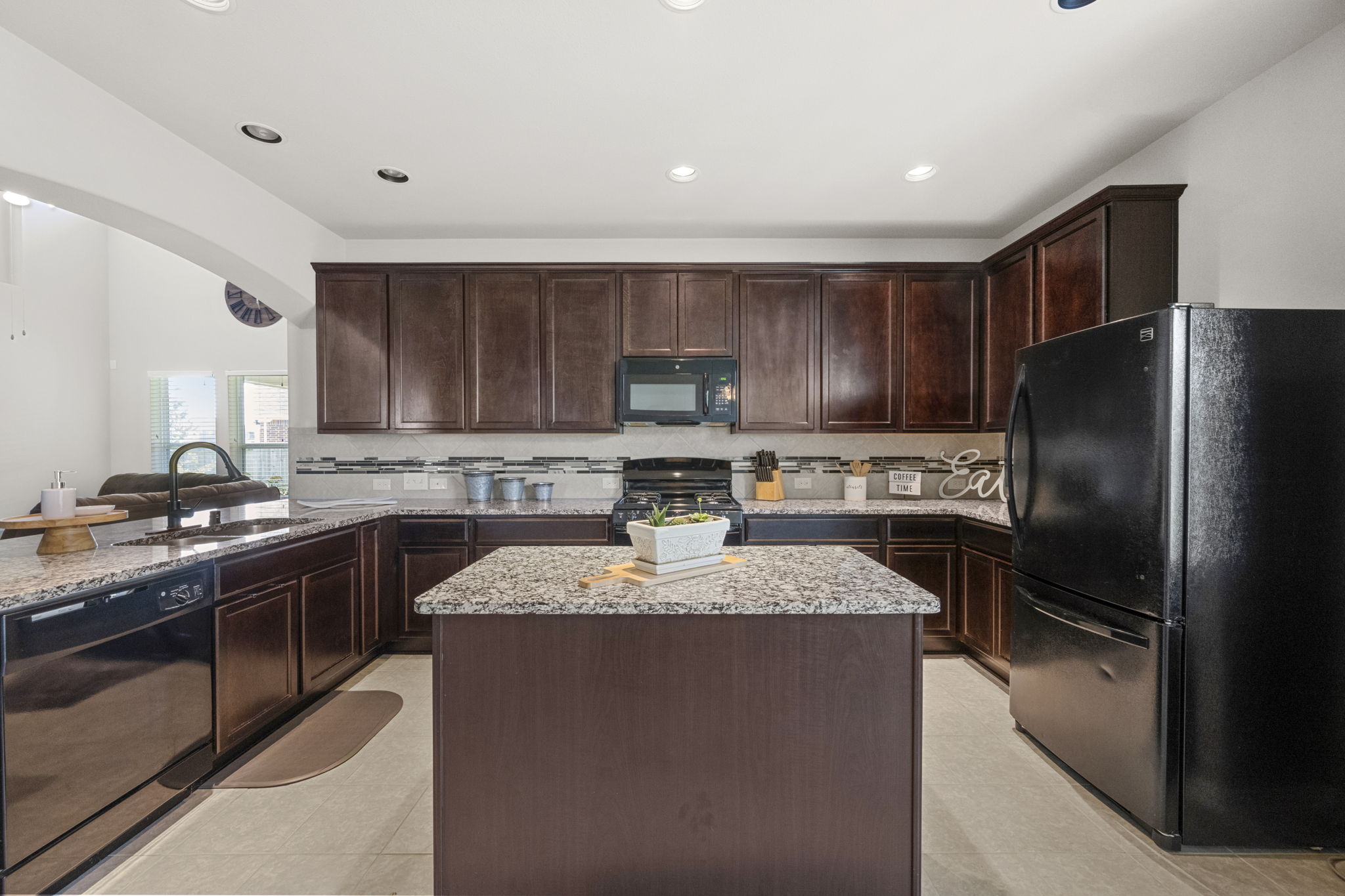 12 Sunnyvale Ln, Manvel, TX 77578, USA Photo 24