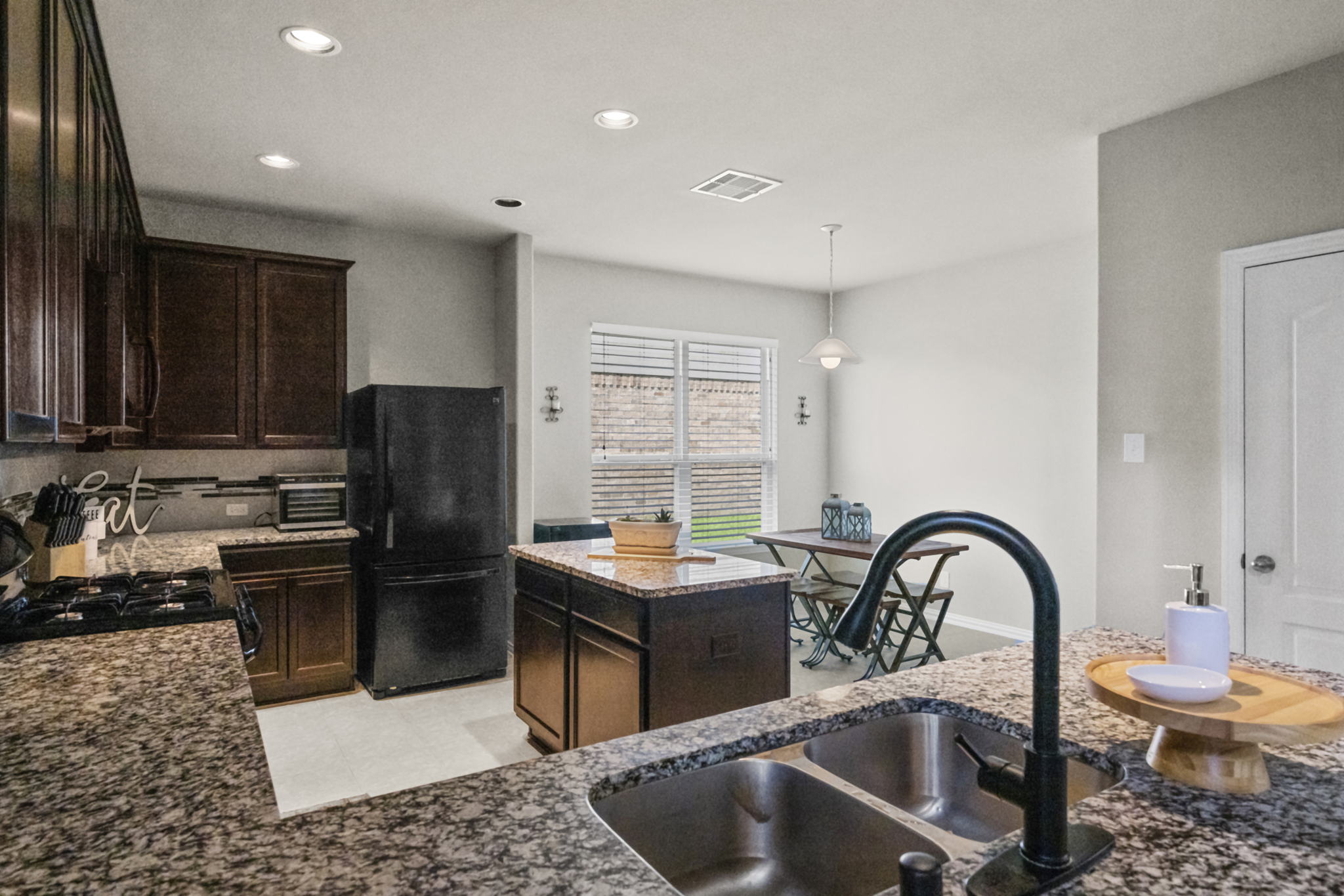 12 Sunnyvale Ln, Manvel, TX 77578, USA Photo 20