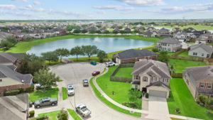 12 Sunnyvale Ln, Manvel, TX 77578, USA Photo 3