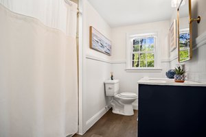 Main Bathroom