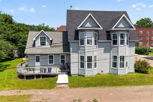  Photo 0