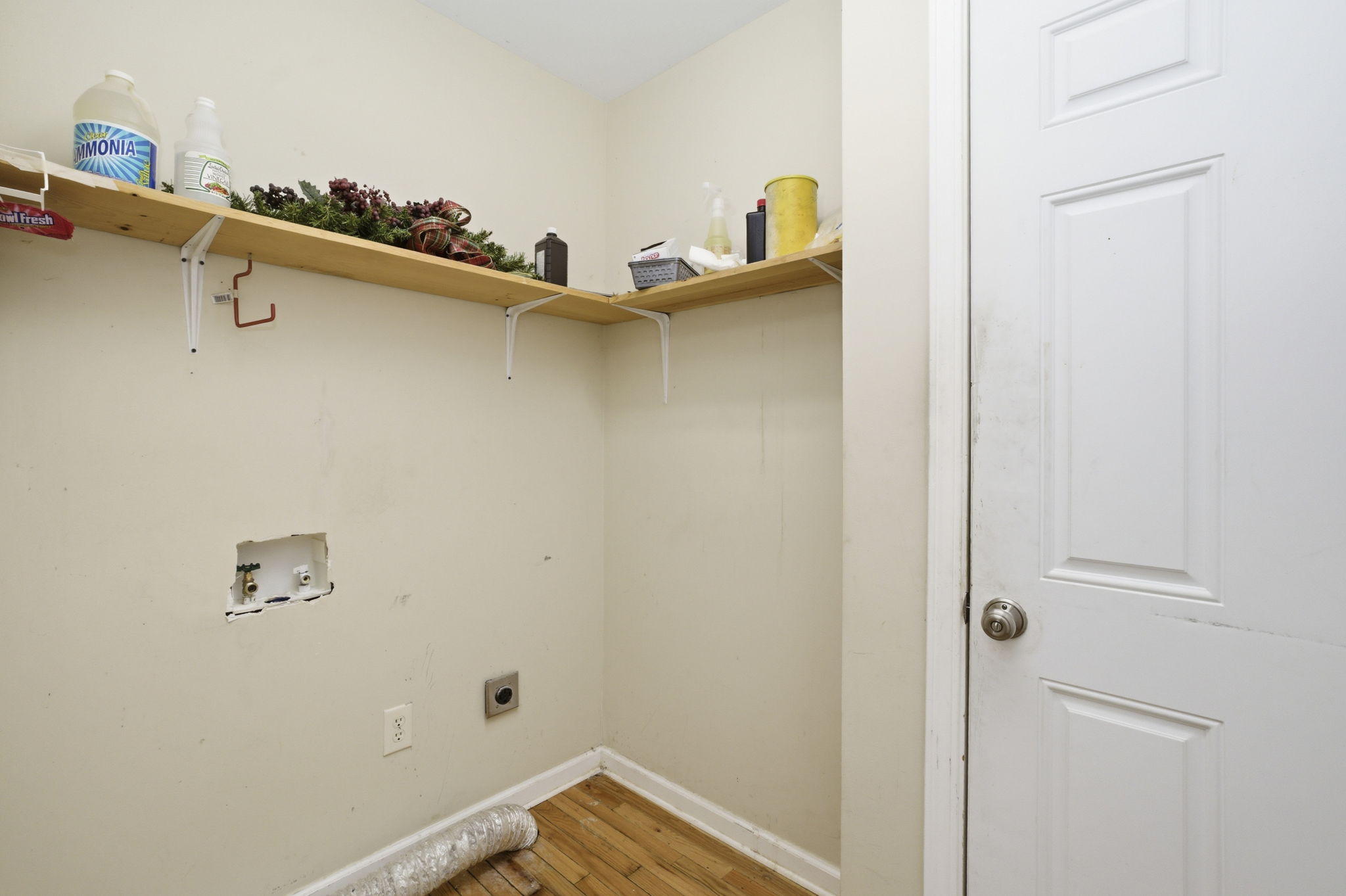  Photo 47
