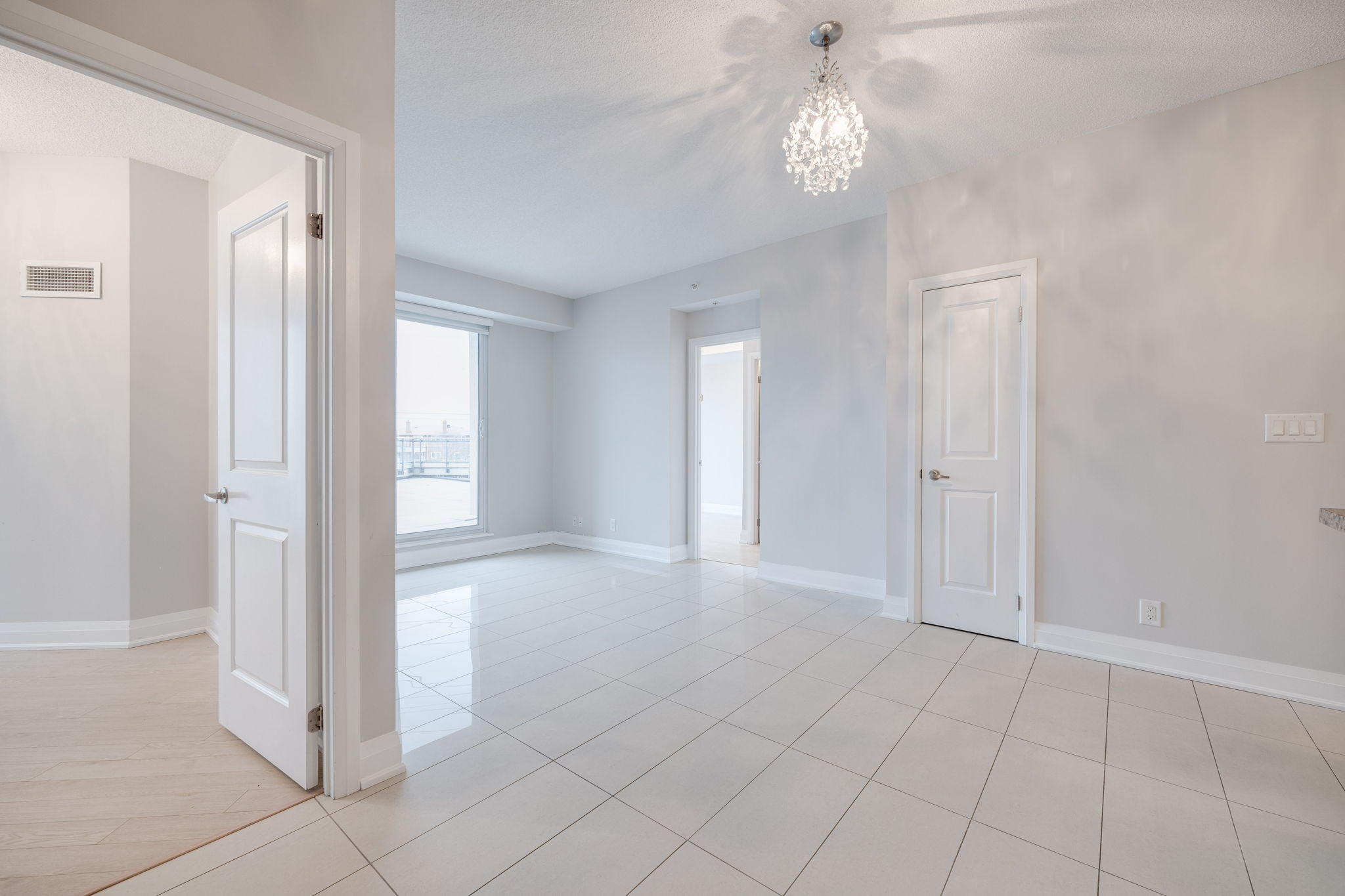 Vaughan property showcase — delivered property photograph 7