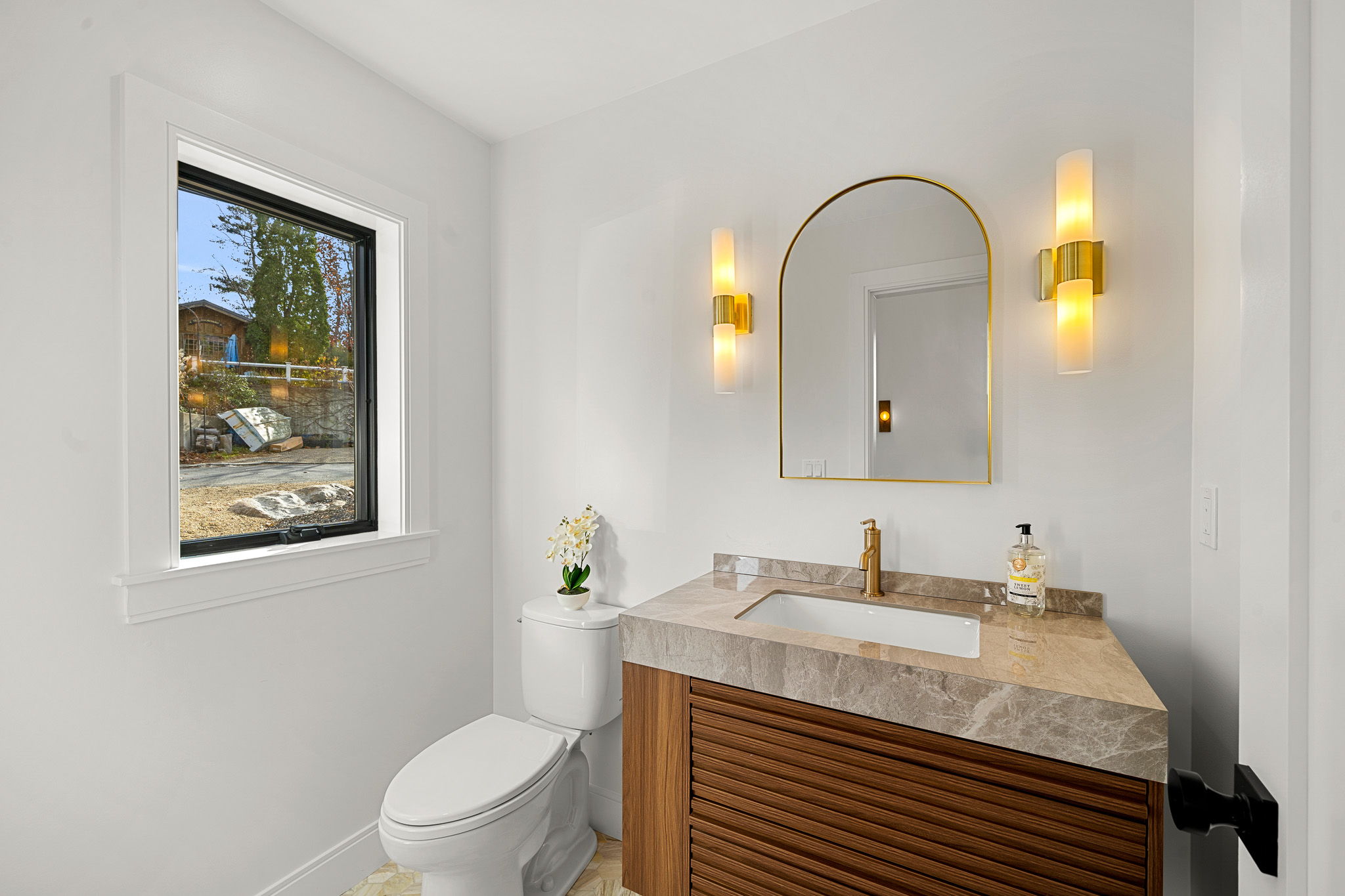 12 Woodward Ave, Gloucester, MA 01930, USA Photo 16