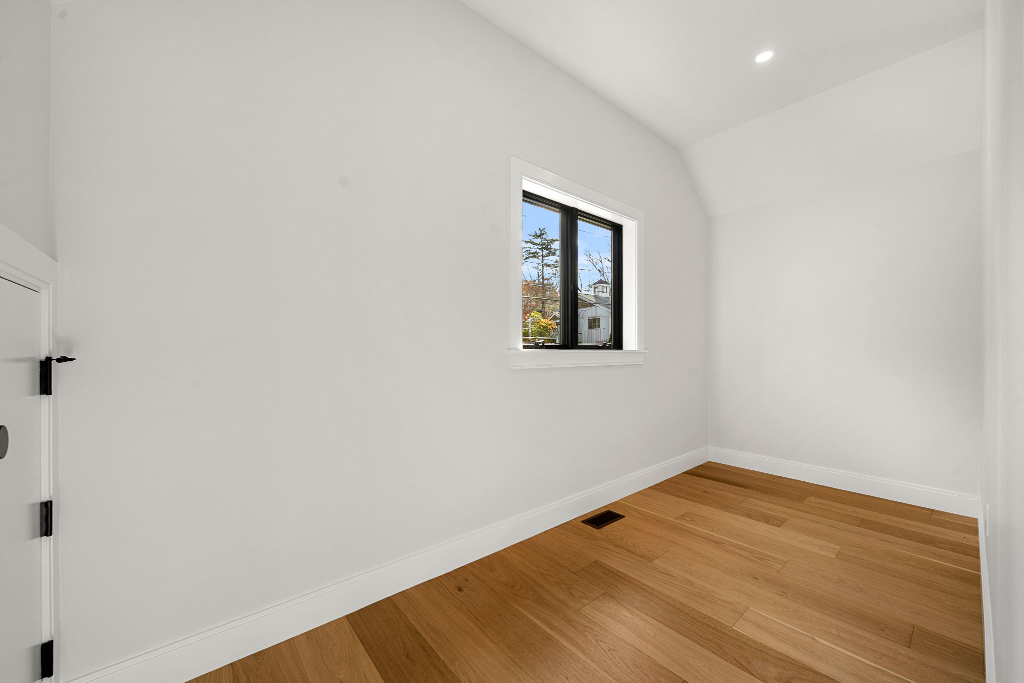 12 Woodward Ave, Gloucester, MA 01930, USA Photo 20