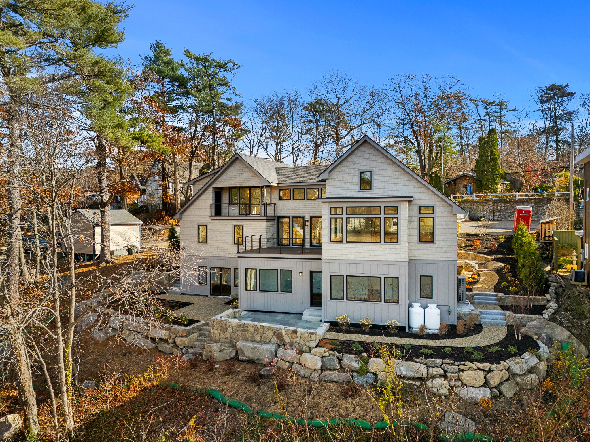 12 Woodward Ave, Gloucester, MA 01930, USA Photo 5