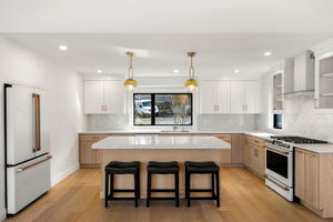 12 Woodward Ave, Gloucester, MA 01930, USA Photo 9