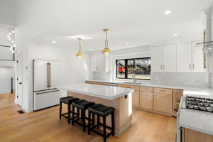 12 Woodward Ave, Gloucester, MA 01930, USA Photo 10