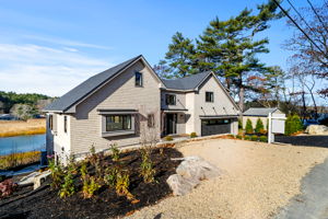 12 Woodward Ave, Gloucester, MA 01930, USA Photo 1