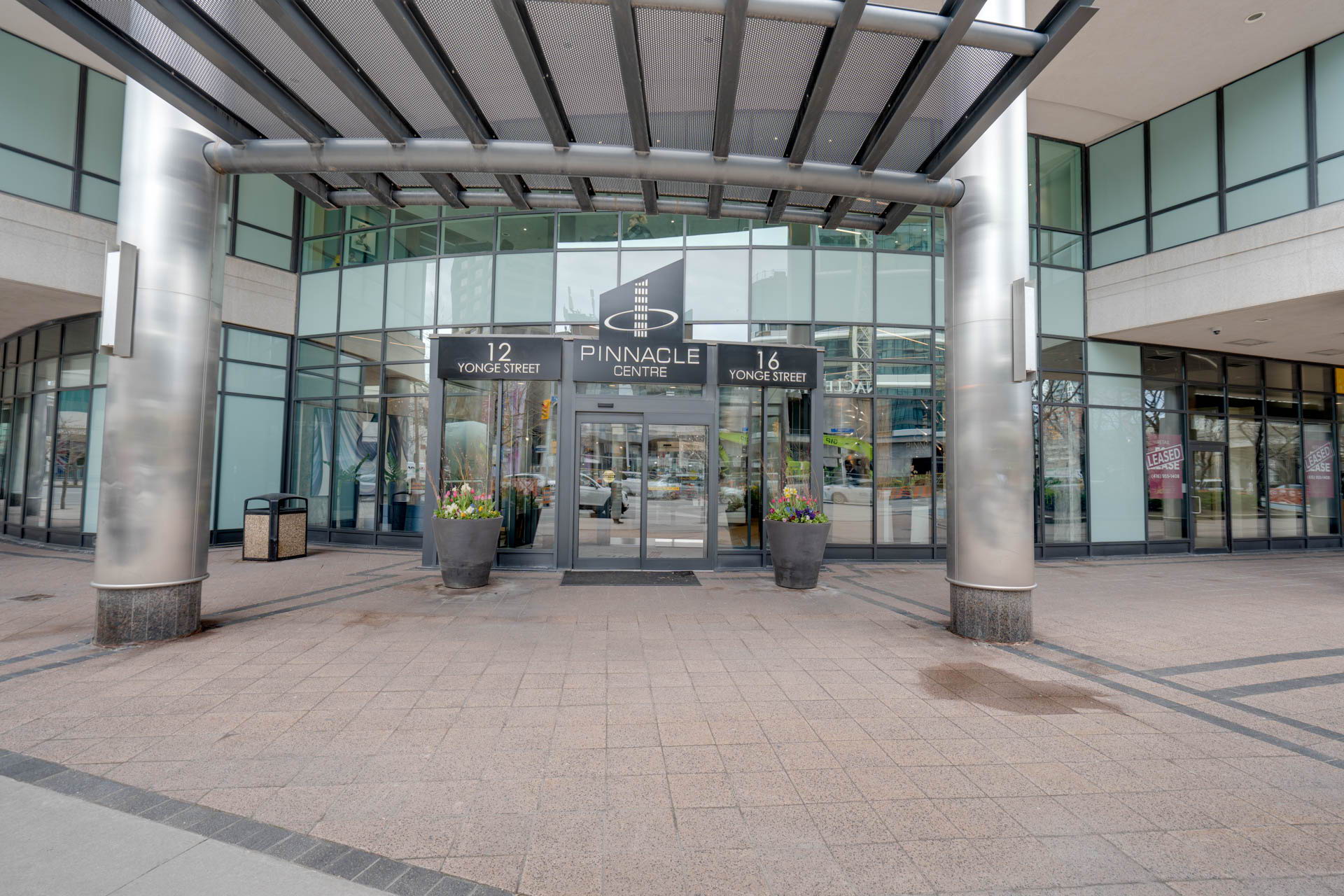 12 Yonge St Unit 2607 Toronto, ON M5E 1Z9