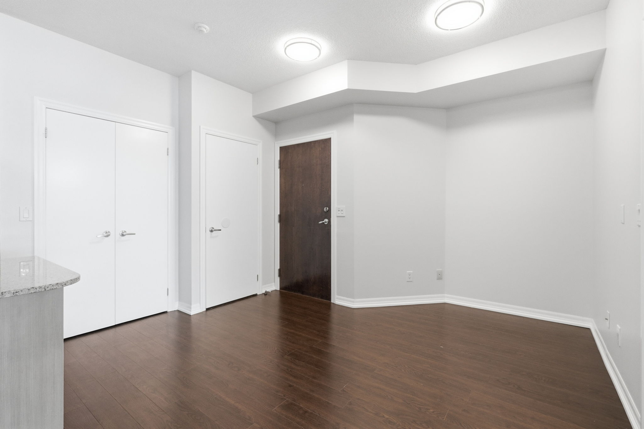 Property in Toronto — delivered property photograph 11