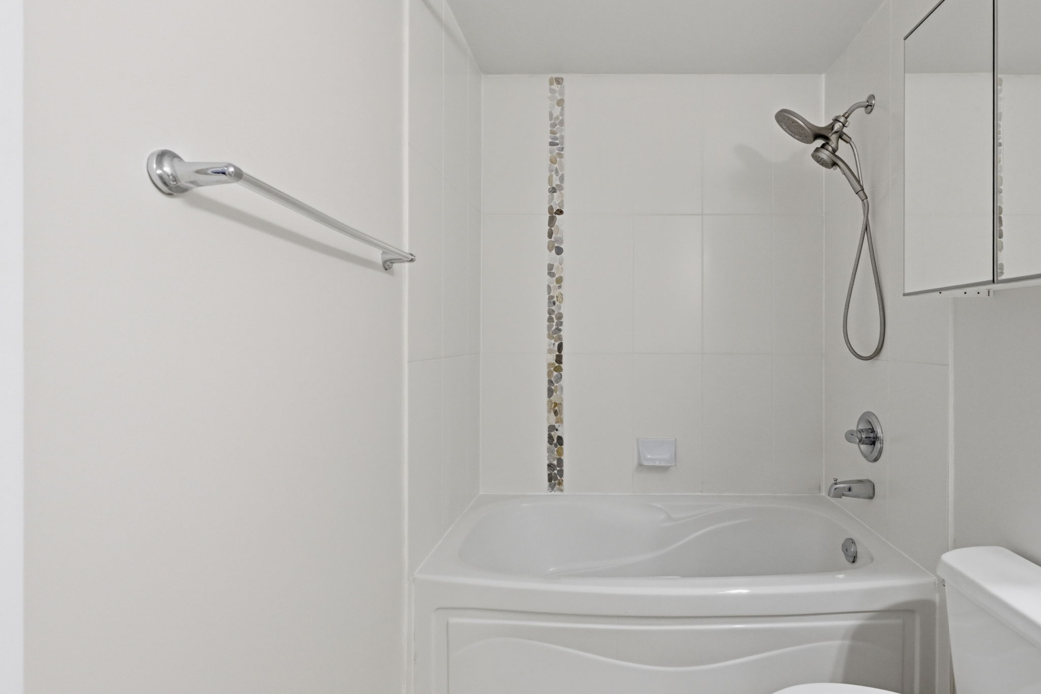 Property in Toronto — delivered property photograph 22