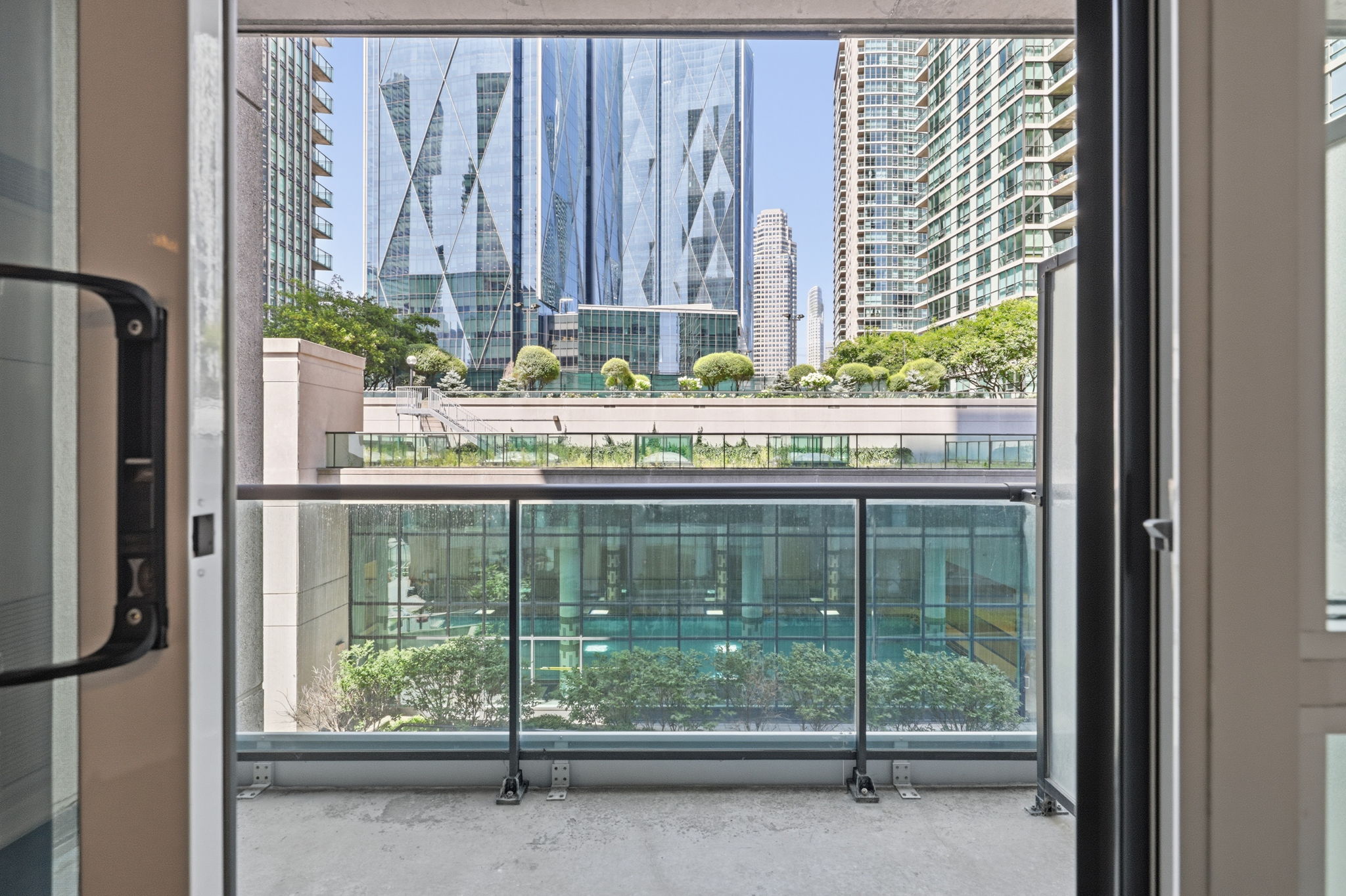 Property in Toronto — delivered property photograph 24